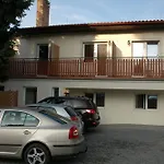 Vendégház V Roklich & V Roklich Říčany