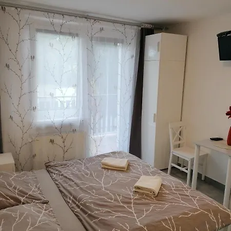 V Roklich & V Roklich Casa de hóspedes 4*