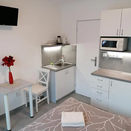 V Roklich & Apartmens V Roklich Říčany