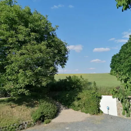 V Roklich & Apartmens V Roklich 招待所 Říčany