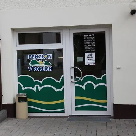 V Roklich & Apartmens V Roklich 招待所