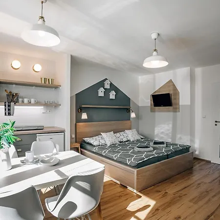 V Roklich & Apartmens V Roklich Πανσιόν