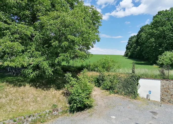 V Roklich & V Roklich