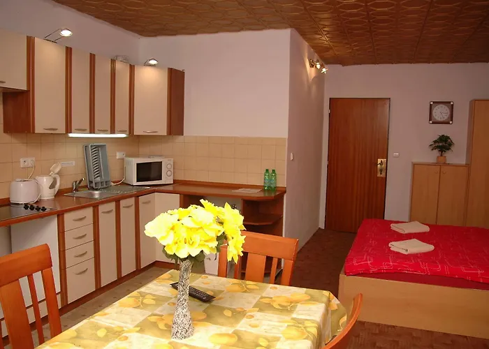 V Roklich & V Roklich