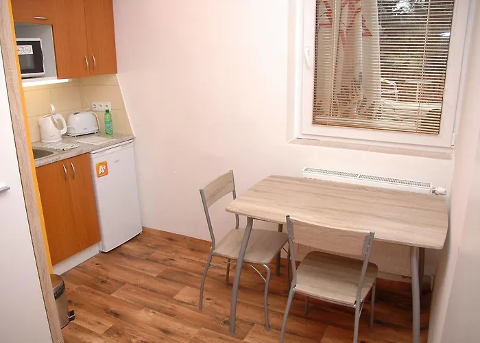 V Roklich & V Roklich Říčany